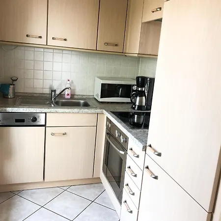 Gemuetliche In Niederpoyritz Mit Garten Lägenhet *